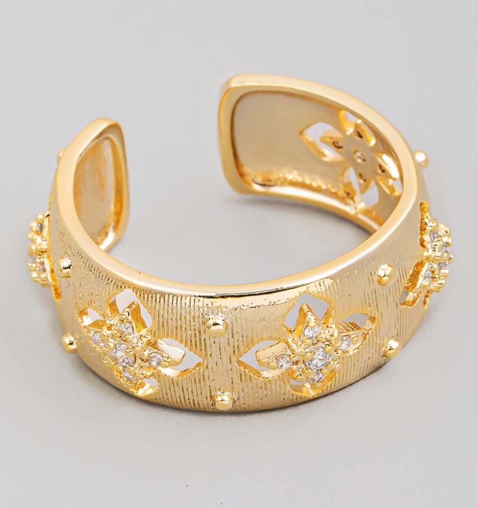 Clover Rings - Two Colors