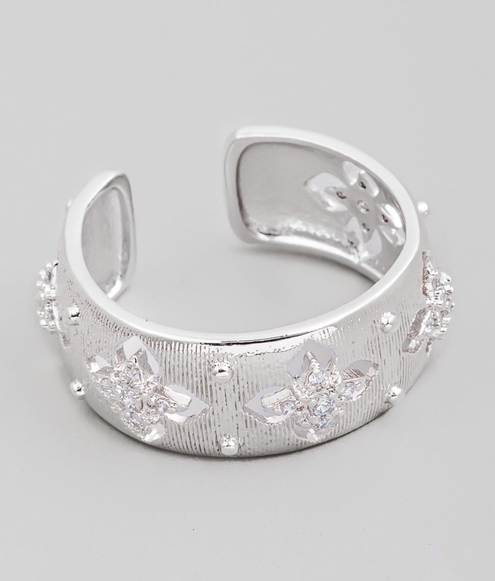 Clover Rings - Two Colors